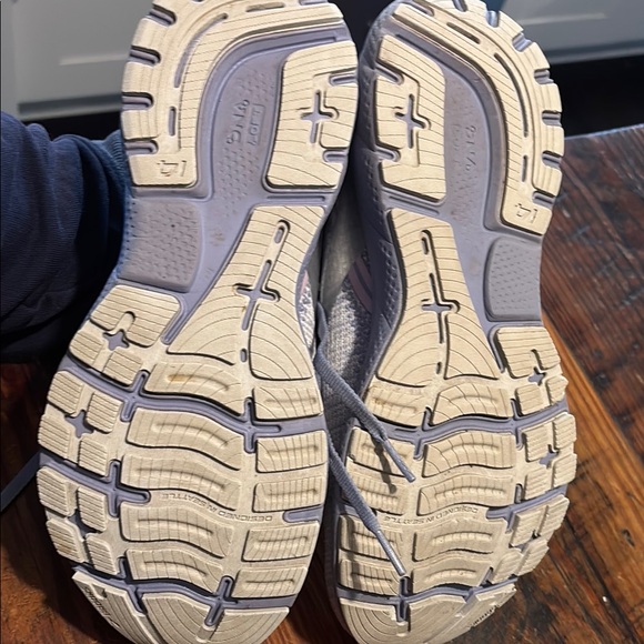 Brooks Ghost 14 Women’s 9 - Picture 4 of 7